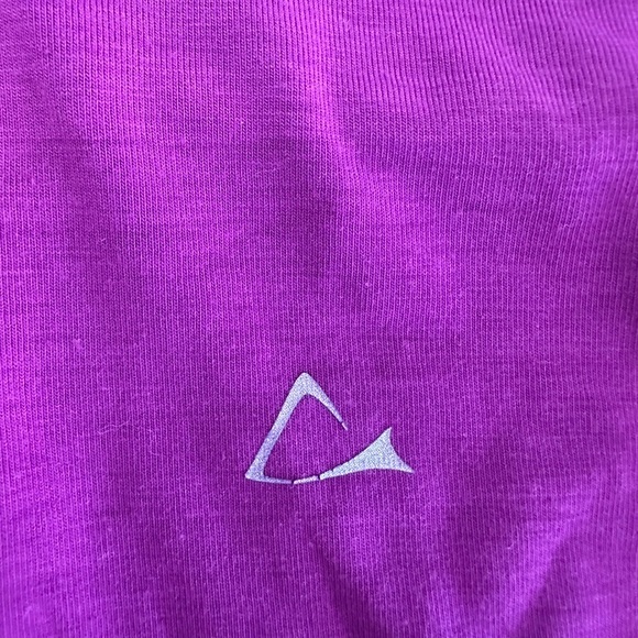 Activewear Bundle Calvin Klein, Exertek, Lions Den & Paradox Tops & Leggings - Picture 13 of 14